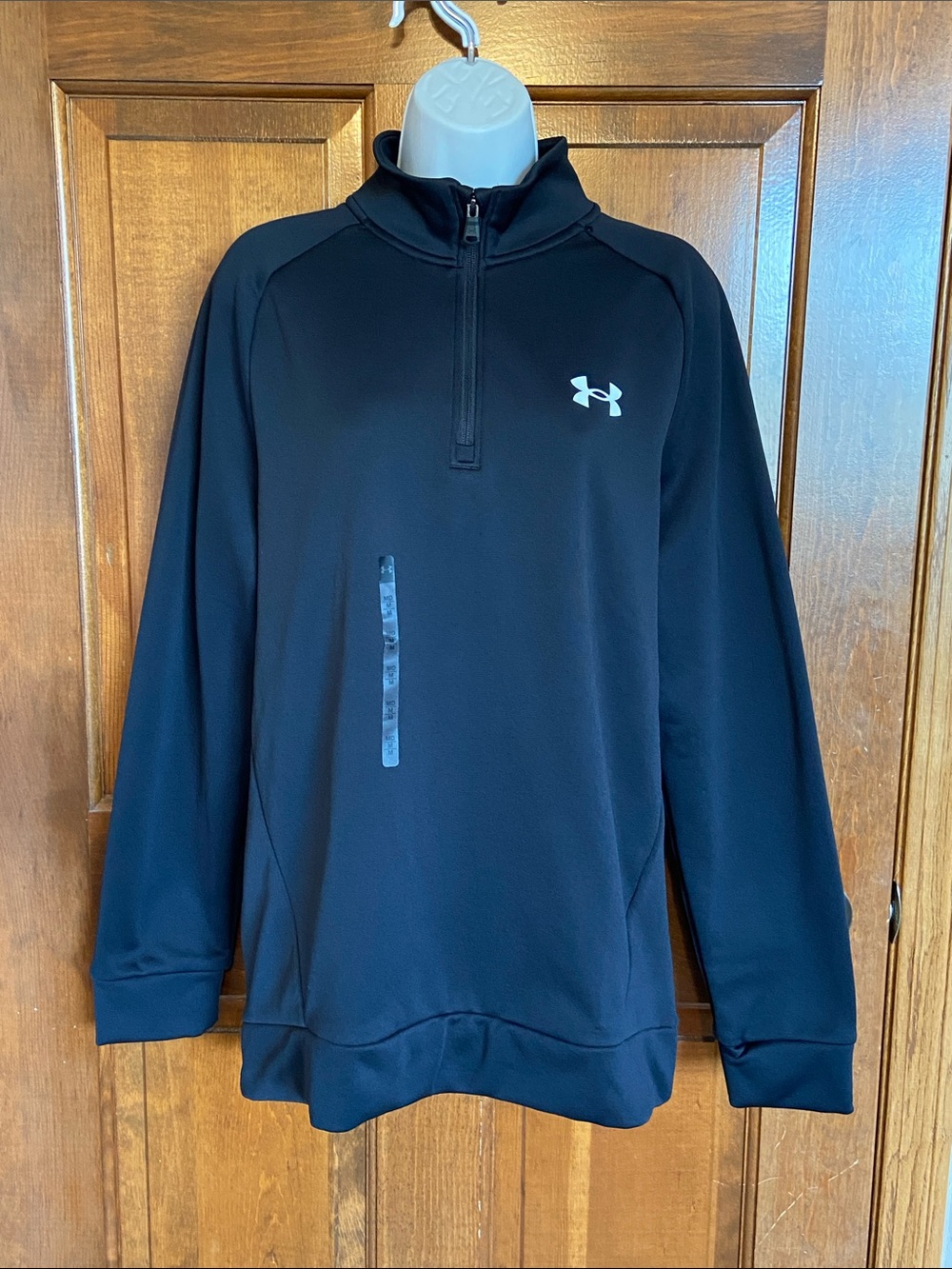 Under Armour Pullover 1/2 Zip Jacket Fleece Lined  Color Black New Size Medium